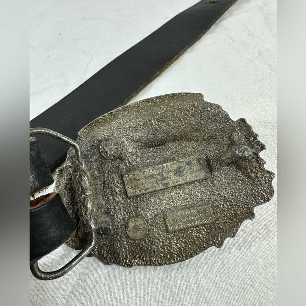 Vintage Bergamot Brass Works 1981 Rodeo cowboys belt buckle and black belt  38 - Picture 6 of 11
